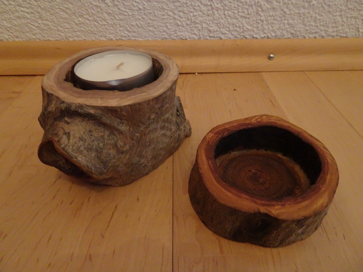 Kerzenständer: 2 Kerzenständer Kerzenhalter Teelicht Australien Eukalyptus – Neu (gemäss Beschreibung) aus Oberterzen von fla_2f9q
