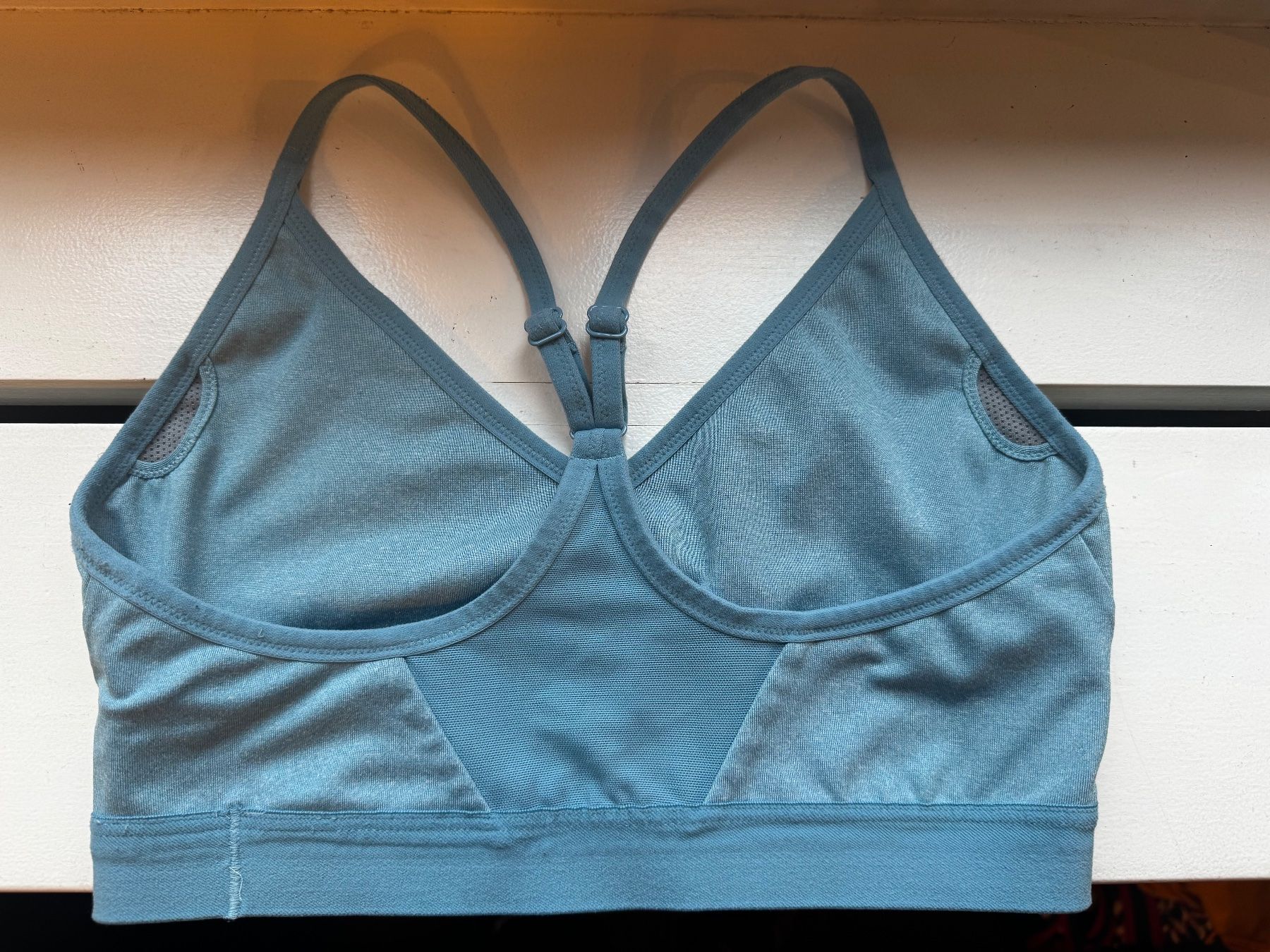 Nike Top: *Nike* Sport BH Gr. M, eisblau – Usato da Reutlingen venduto da Haegendatz 1
