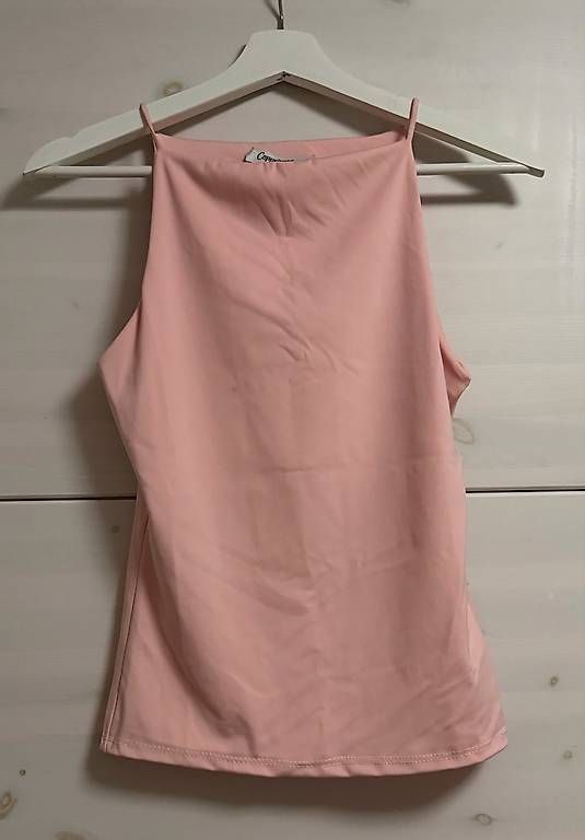 Tops: Haut  – Neu und originalverpackt aus Yverdon-les-Bains von may_r5f7