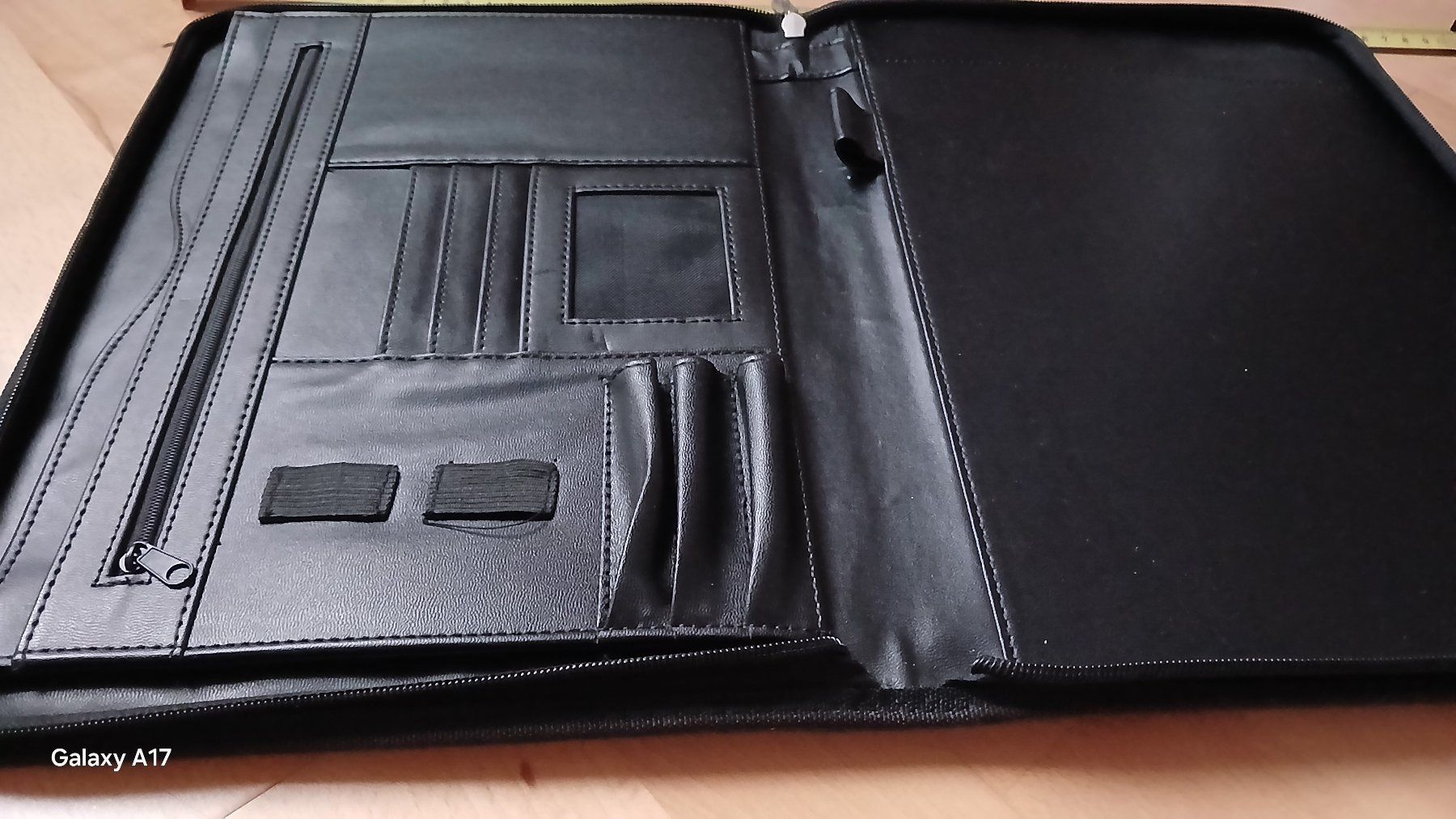 Valigie & Borse: Leder Aktentasche-Mappe-Etui (Forster) – Nuovo (secondo la descrizione) da hinwil venduto da tho_j6kz 9