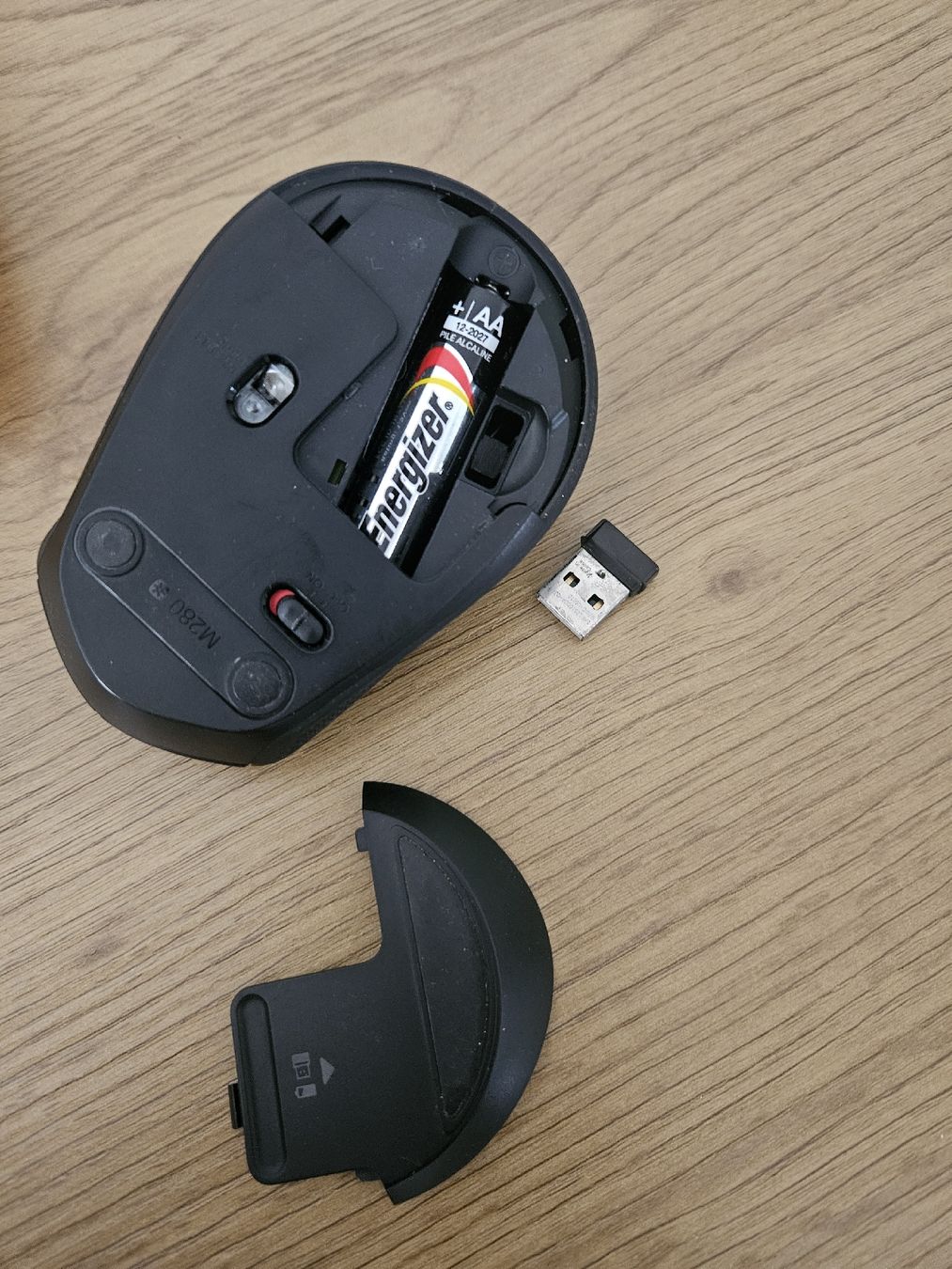 Logitech Mouse: Logitech Maus – Usato da Bern venduto da oli_lg8m 1