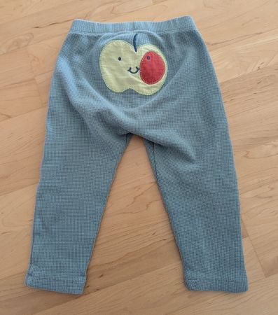 Kinder Hosen mit Apfel Grösse 74/80
