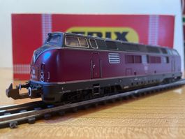 TRIX H0 53275600 Diesellok V221 137-3, DB🚂