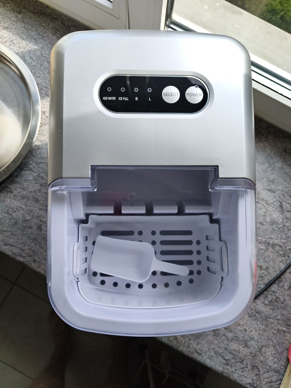 Küchengeräte: H.Koenig Ice Maker Stainless Steel Good Condition – Gebraucht aus Zürich von fra_8gb9