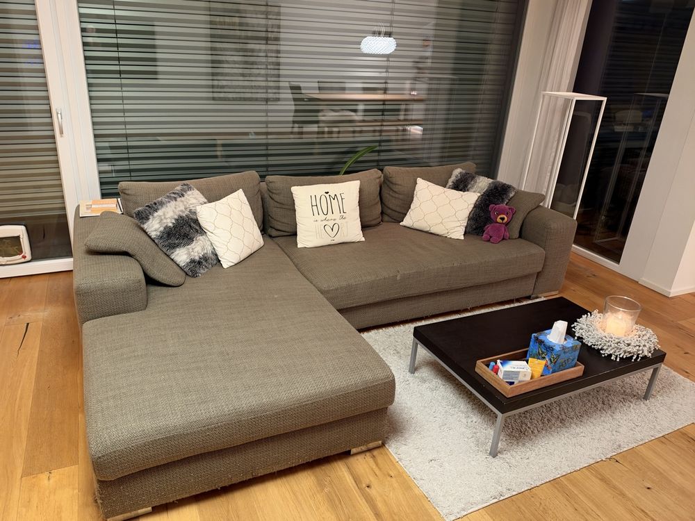 Ecksofa braun mit Récamiere gebraucht mit Abnutzung (Gebraucht) in Gachnang für CHF 150 – nur Abholung auf Ricardo kaufen