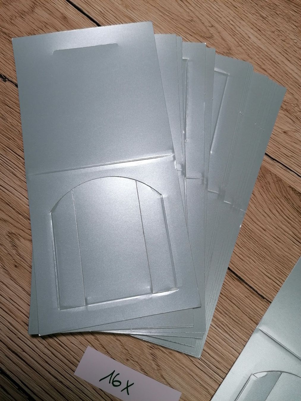 Bastelsets: 16x mini hellblaue Tischkarten mit Bogen – Neu (gemäss Beschreibung) aus Zollikofen von Blackie 1