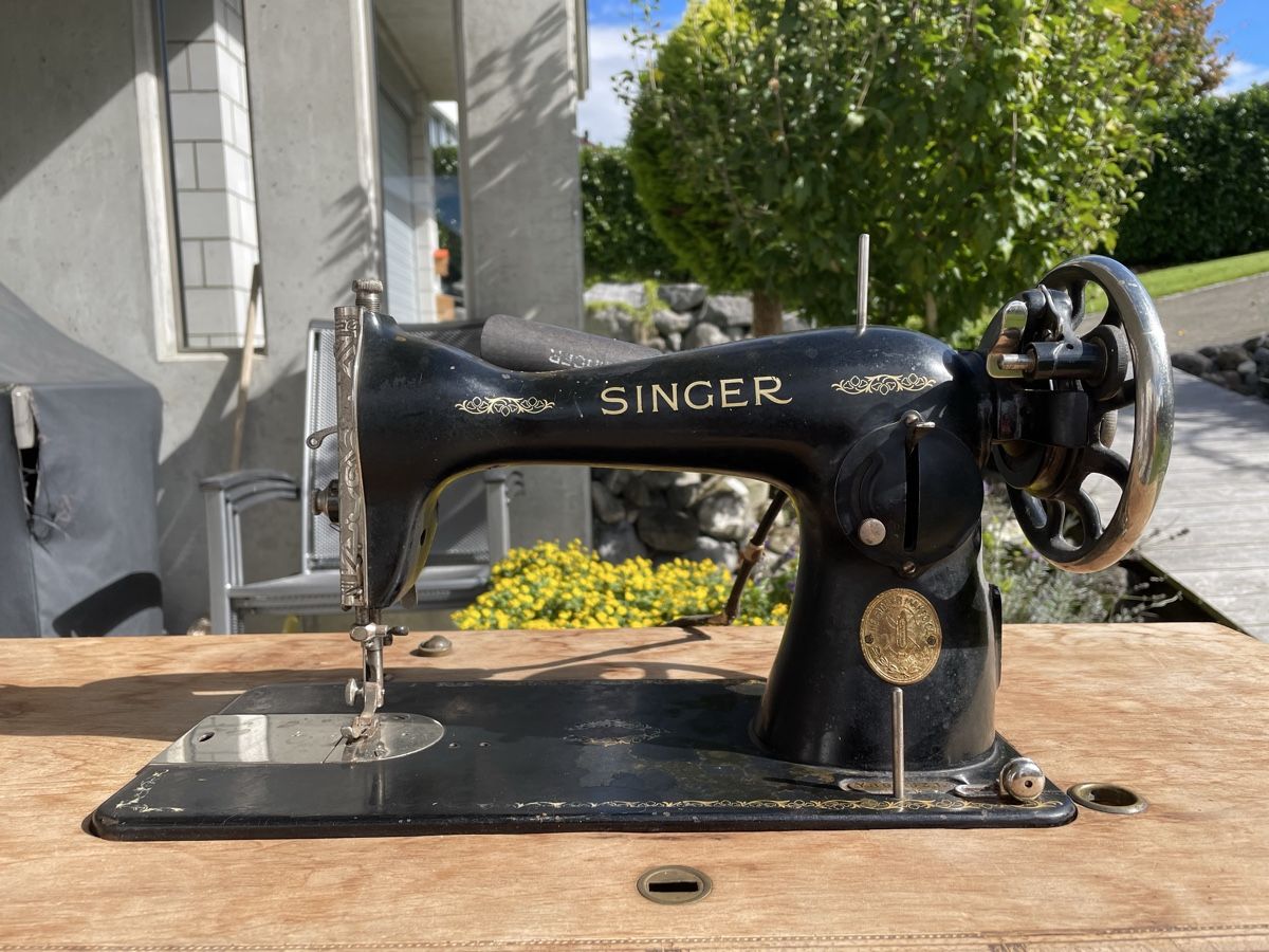 Singer Macchine da cucire: Nähmaschine Singer 1932 – Usato da Flawil venduto da til_l8vd 1