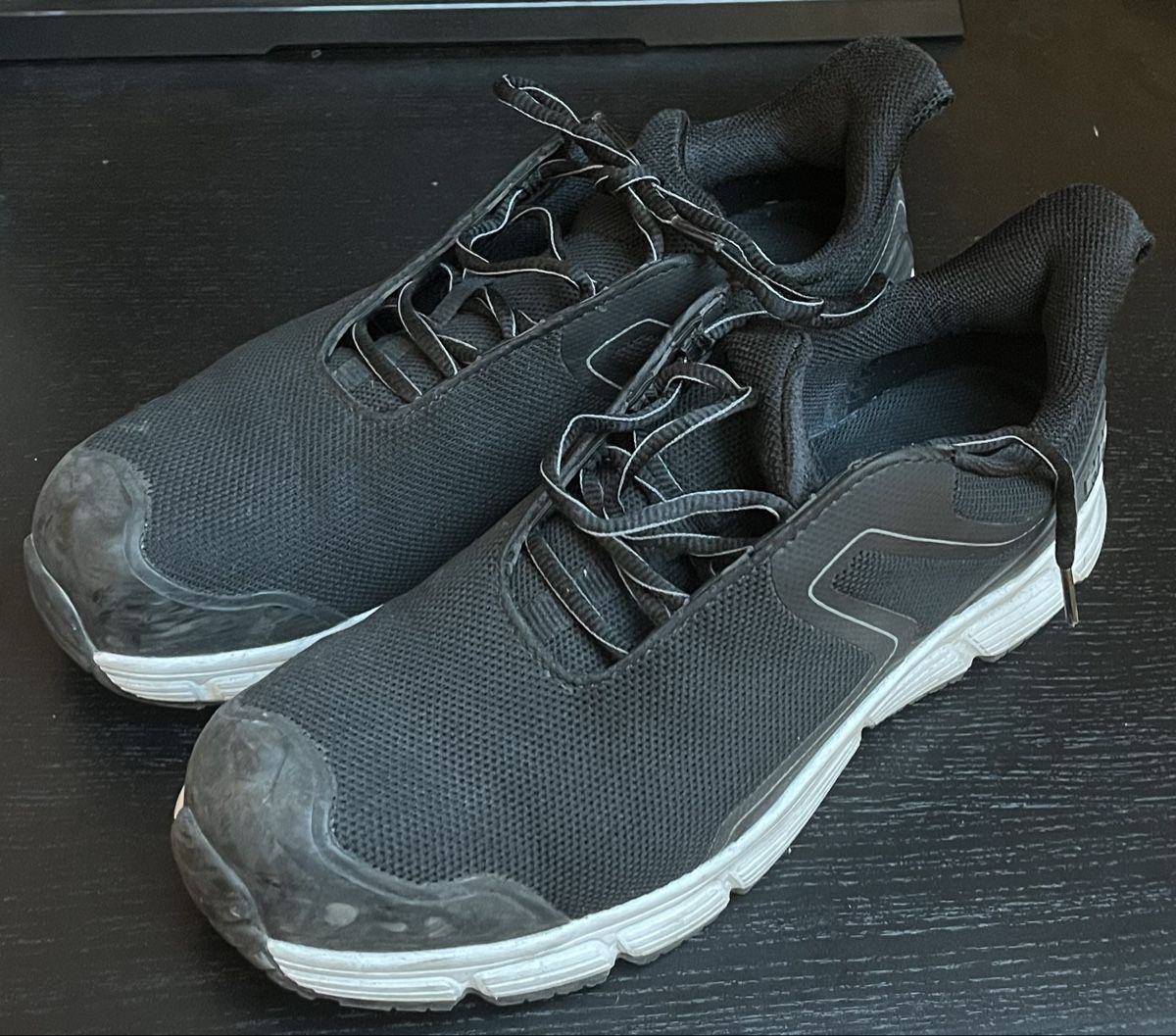 Scarpe da uomo: HH Workwear / Helly Hansen / Sicherheitshalbschuh – Usato da Turbenthal venduto da Mohammi