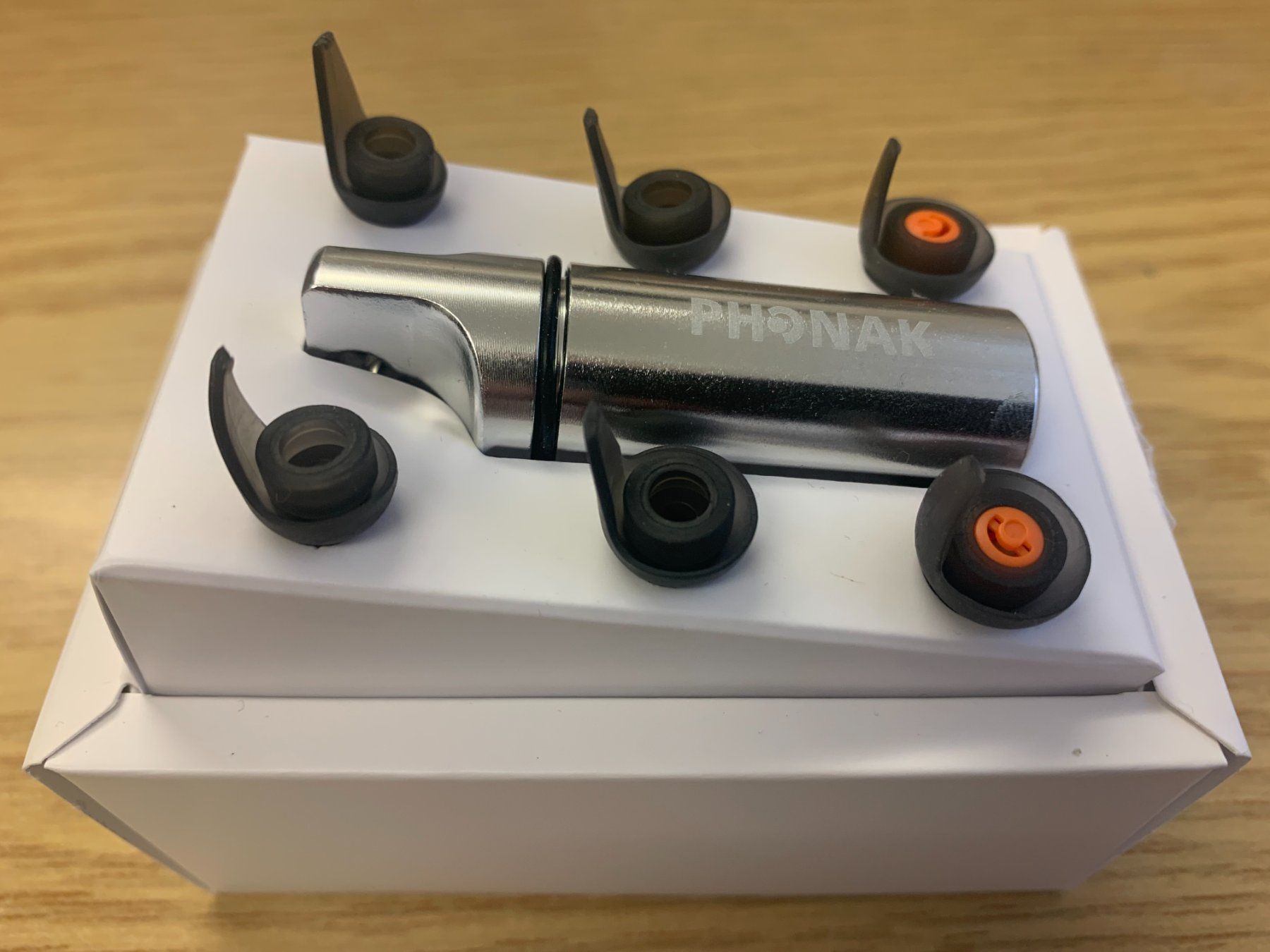 Phonak Attrezzature mediche: PHONAK - wieder verwendbare Ohrenstöpsel mit Geräuschfilter – Nuovo e nell'imballaggio originale da Gundetswil venduto da Egro100 1