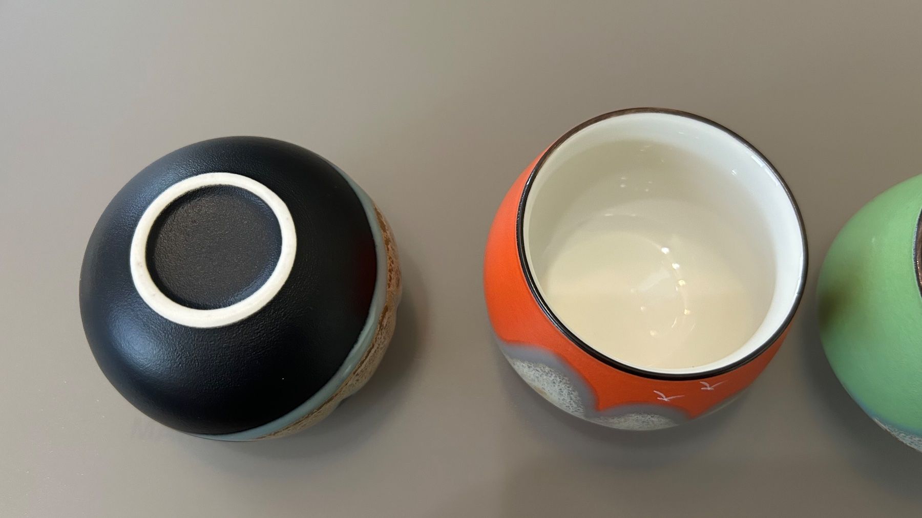 Tazze: Quatre tasses peintes à la main. – Nuovo e nell'imballaggio originale da Bramois venduto da Chrisvol 2