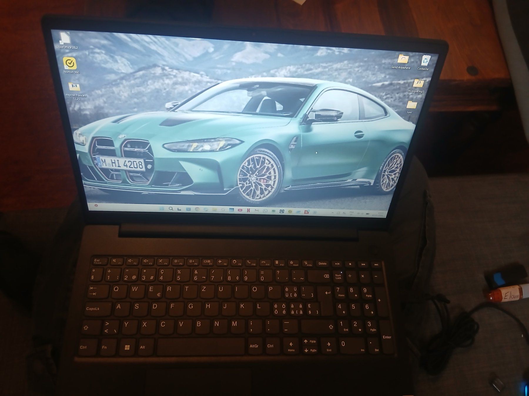 Lenovo PC: ordinateur Lenovo V15 G4 – Usato da Grand-Lancy venduto da ver_5zz8