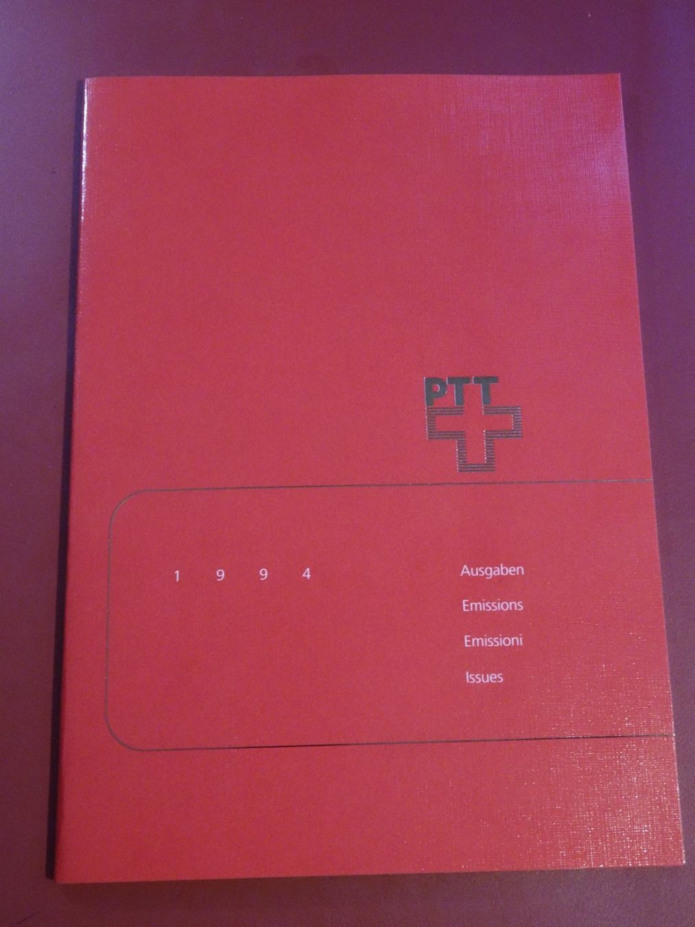 Tutti i francobolli: 1994, JAHRBUCH PTT, HALBMONDSTEMPEL – Usato da Eschenbach SG venduto da eDaisy