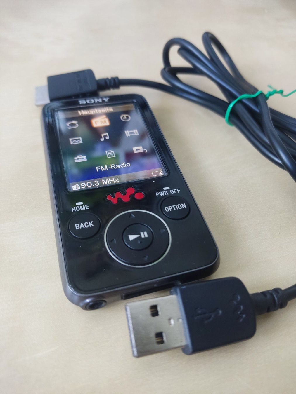 Sony Lecteur media portable: SONY Walkman NZW-E435F – D'occasion à Buchs AG par patiburgener 1