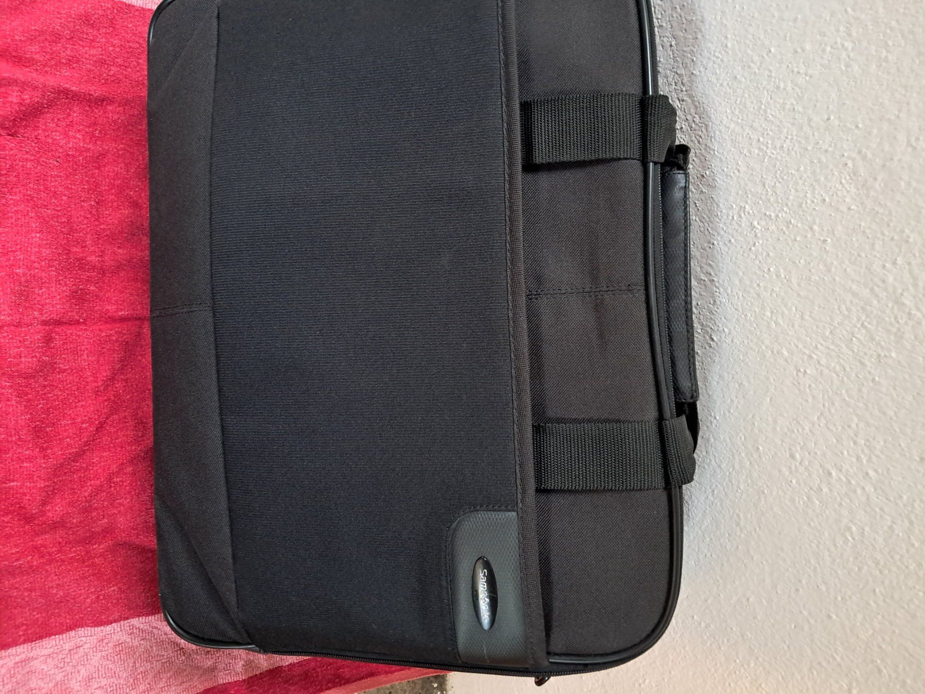 PC: Sac à ordinateur – Usato da moutier venduto da Dupont50 2