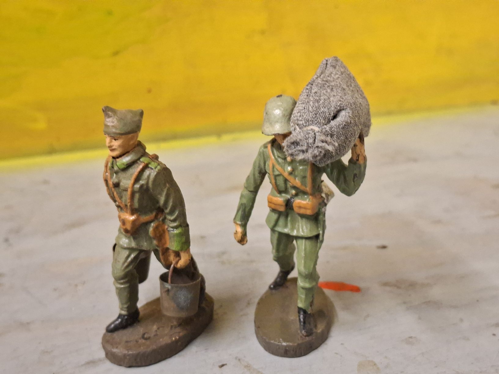 Elastolin Giocattoli: Soldats suisses de corvée – Usato da Monthey venduto da Jmbois 2