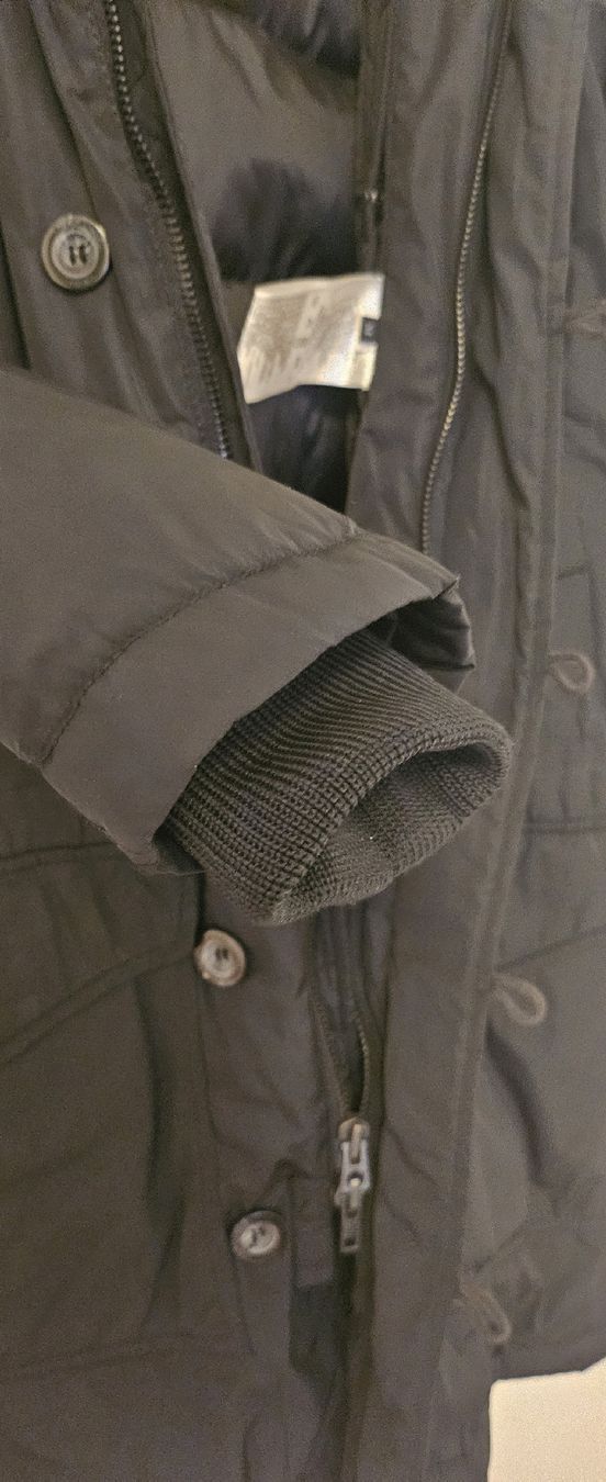 Diesel Jacken: Diesel Winterjacke mit Kapuze Größe M – Gebraucht aus Basel von Xanperican 5