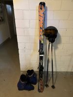 Atomic Ski Set mit Helm und Skischuhen gebraucht