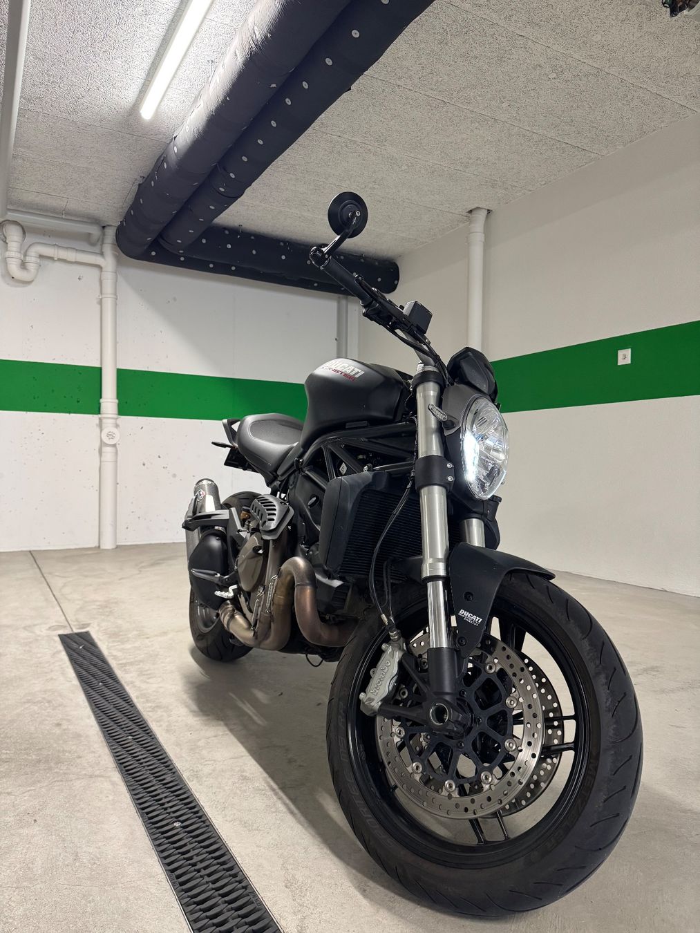 Ducati Strada: Ducati Monster 821 – Usato da Kilchberg ZH venduto da and_d6s2 1