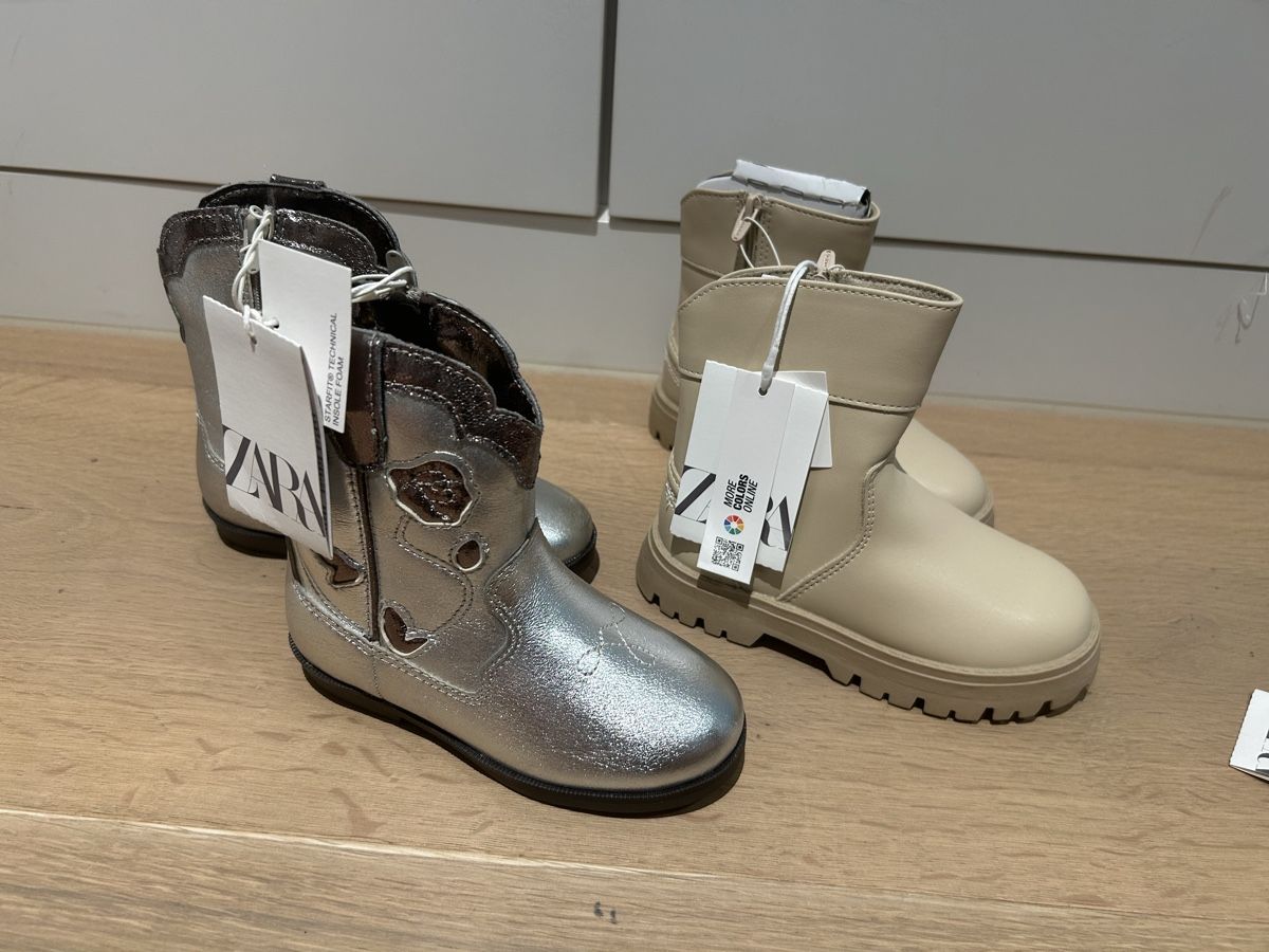 Zara Chaussures filles: 2 stiefel zara neu grösse 24 – Neuf avec emballage d'origine à Rümlang par Jennyanna