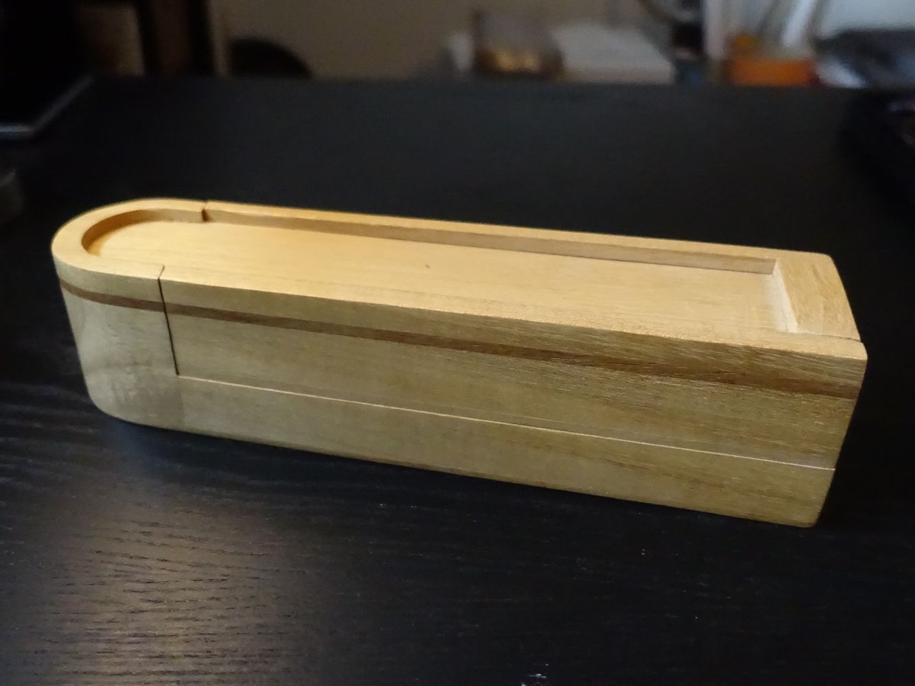 Contenitori & Simili: Bleistiftdose / Dose / Box aus Holz mit speziellen Fächern – Nuovo (secondo la descrizione) da Russikon venduto da Eulenfeder 1