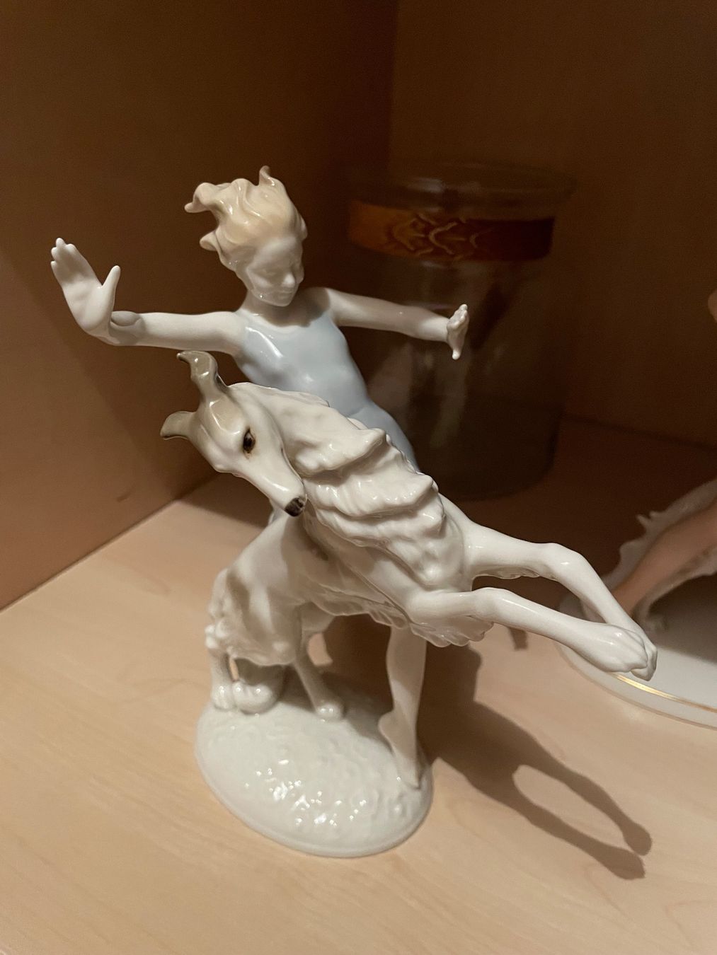 Statuette: Statuette Barzoi avec dame – Usato da Mollens VS venduto da sarah129