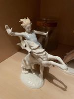Statuette Barzoi avec dame