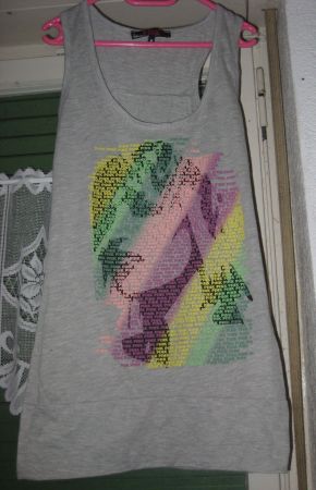 Top graumeliert Marke PINK! Grösse 152/164 NEU!