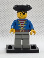 LEGO Pirates pi005 Pirate Blue Jacket, Light Gray Legs, Blac