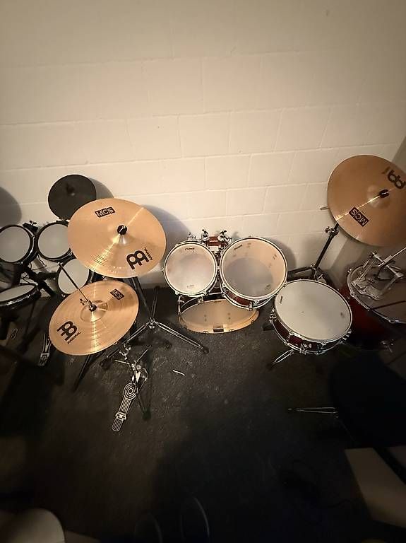 Strumenti musicali: Schlagzeug – Usato da Studen BE venduto da sch_wnw8 3
