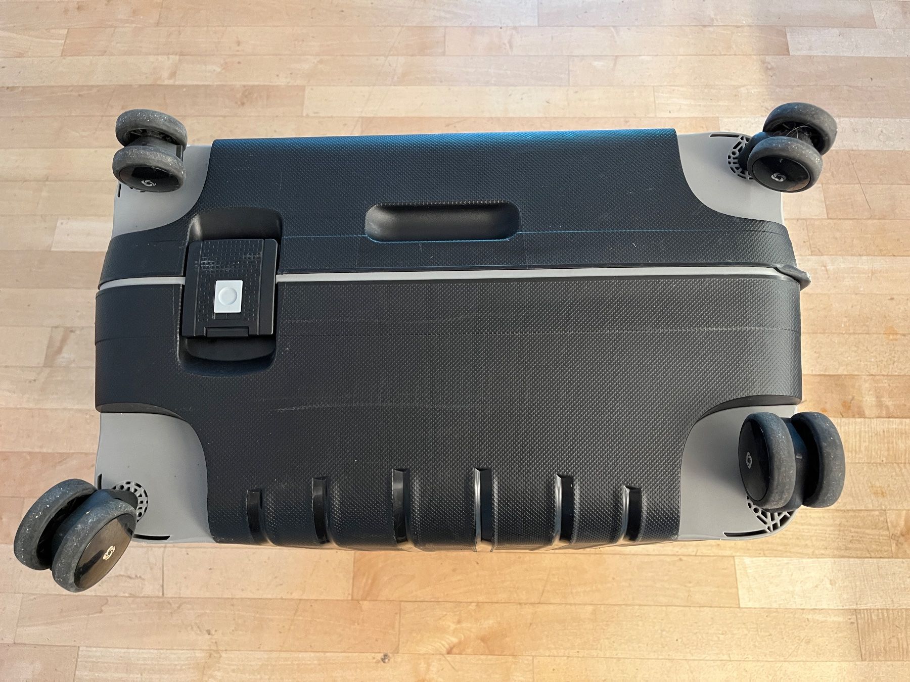 Samsonite Reisekoffer: SAMSONITE Hartschalenkoffer – Gebraucht aus Uster von jastroem 9
