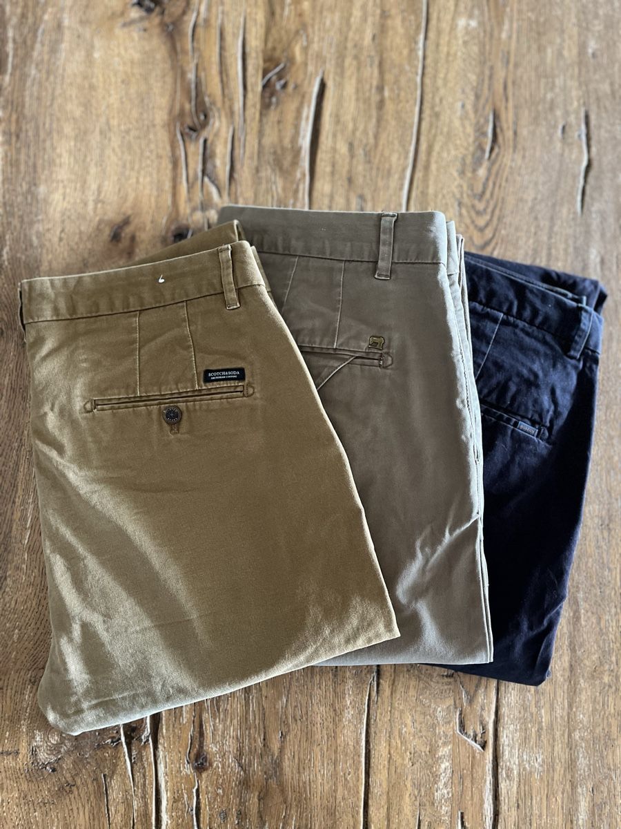 Maison Scotch Pantaloni: Scotch&Soda Chinos – Usato da Chur venduto da Mbadimeischter