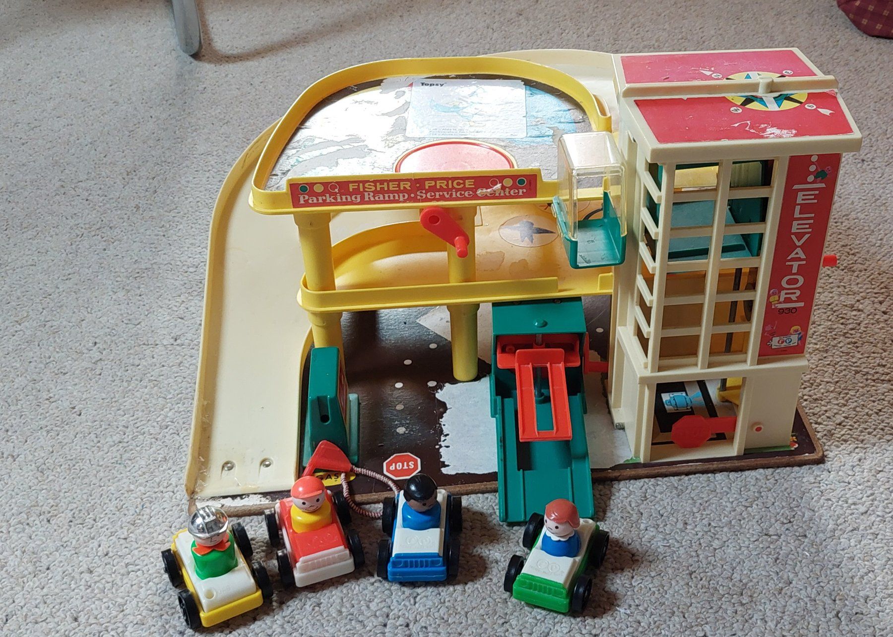 Fisher-Price Giocattoli: Garage Fisher Price – Usato da Frauenfeld venduto da ma510