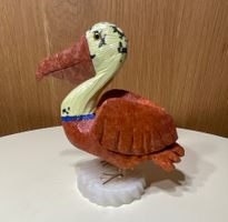 Handgefertigte Steinfigur: Exotischer Pelikan als Deko!