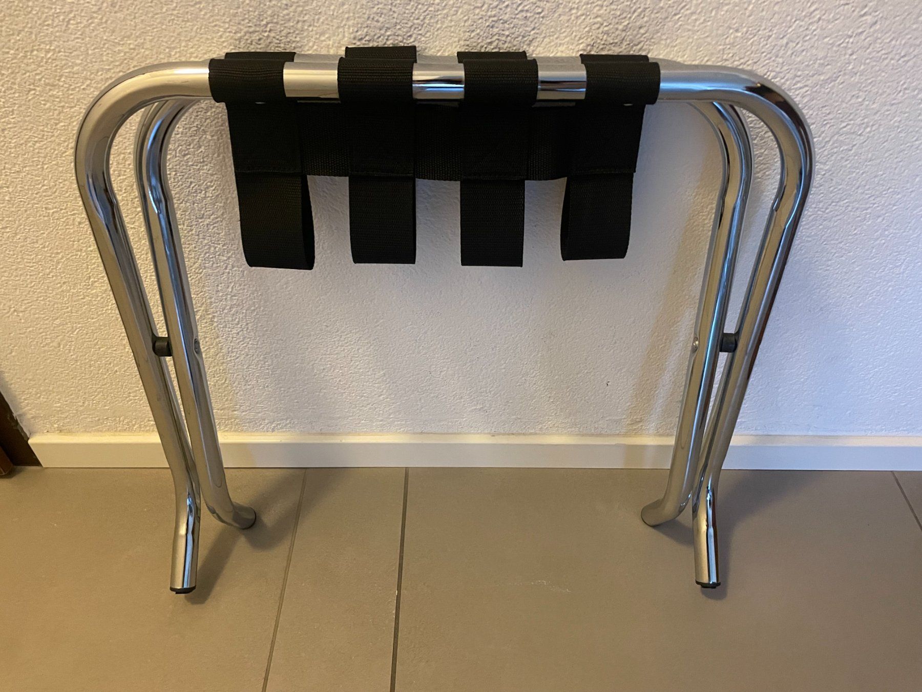 Garderobe: Gepäckablage – Gebraucht aus Losone von pelchr 2