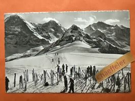 1944 Mänlichen mit Eiger Mönch Jungfrau Ski Skifahrer