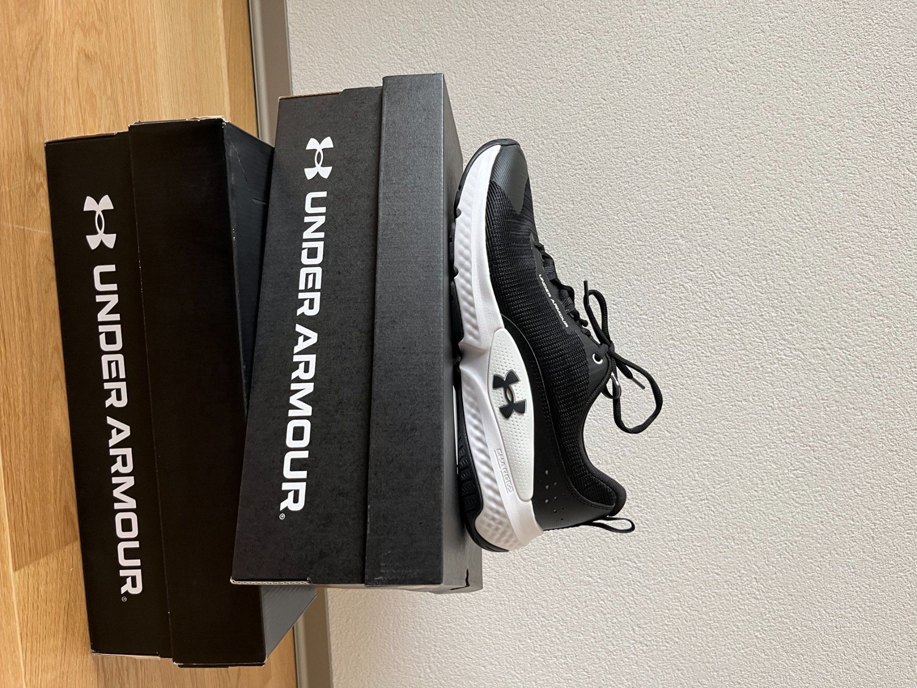 Under Armour Scarpe da uomo: Under Armour Dynamic Select - Taille 44.5 - Neuves – Usato da Argnou (Ayent) venduto da Duckcifer 1