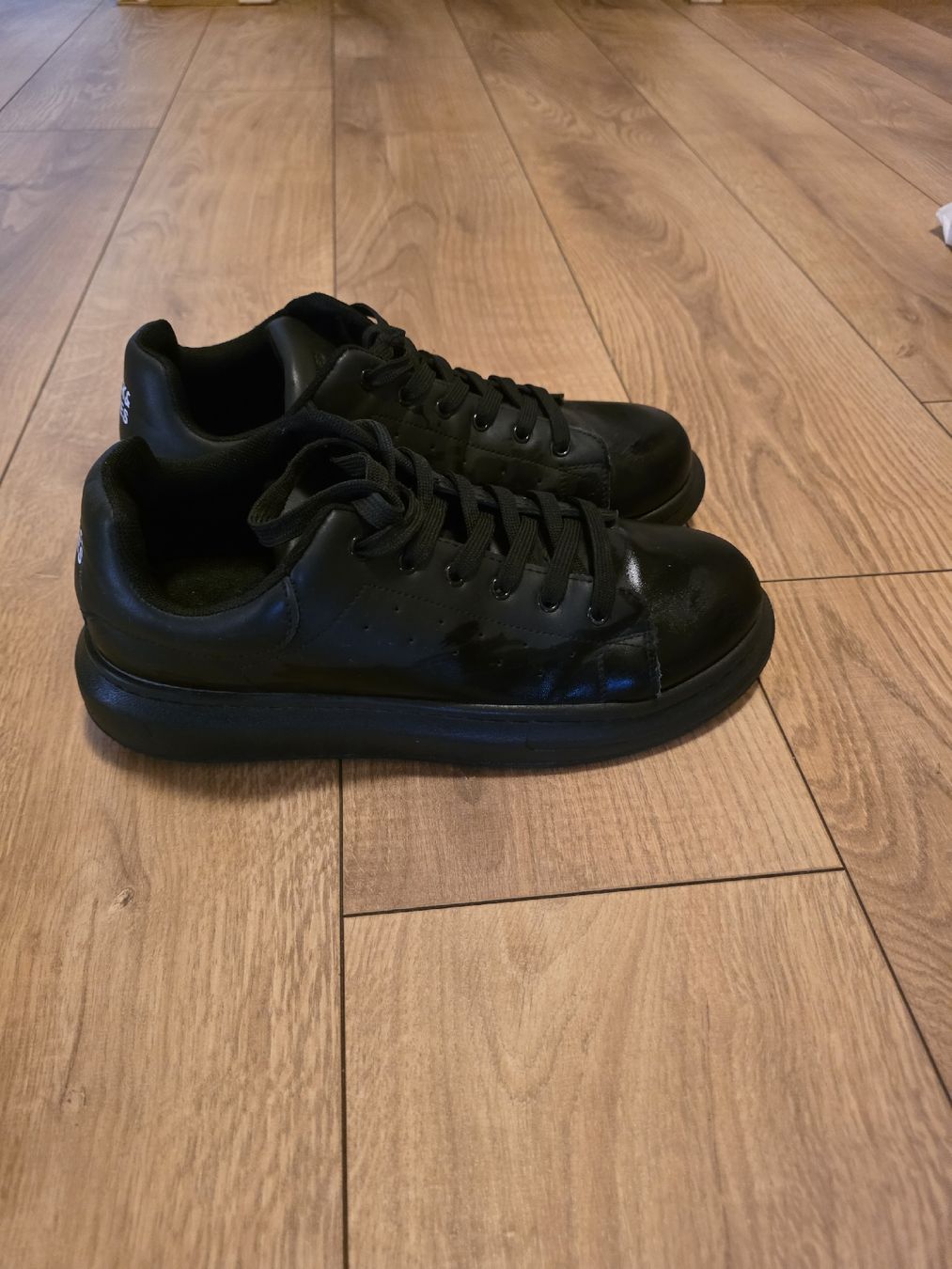 Herrenschuhe: Jack & Jones Sneakers Grösse 42 – Gebraucht aus Delémont von Bigdog16