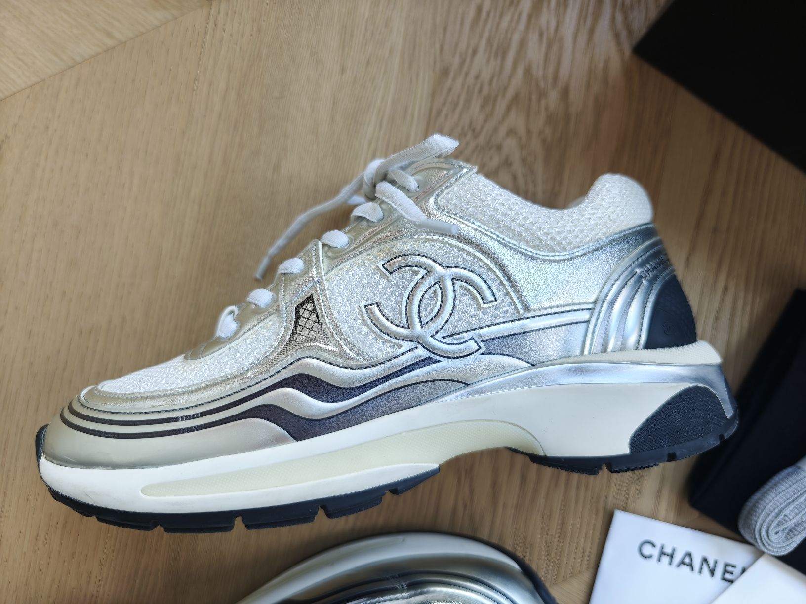 Chanel Scarpe da donna: CHANEL Sneakers – Usato da Erlenbach ZH venduto da nlh 5