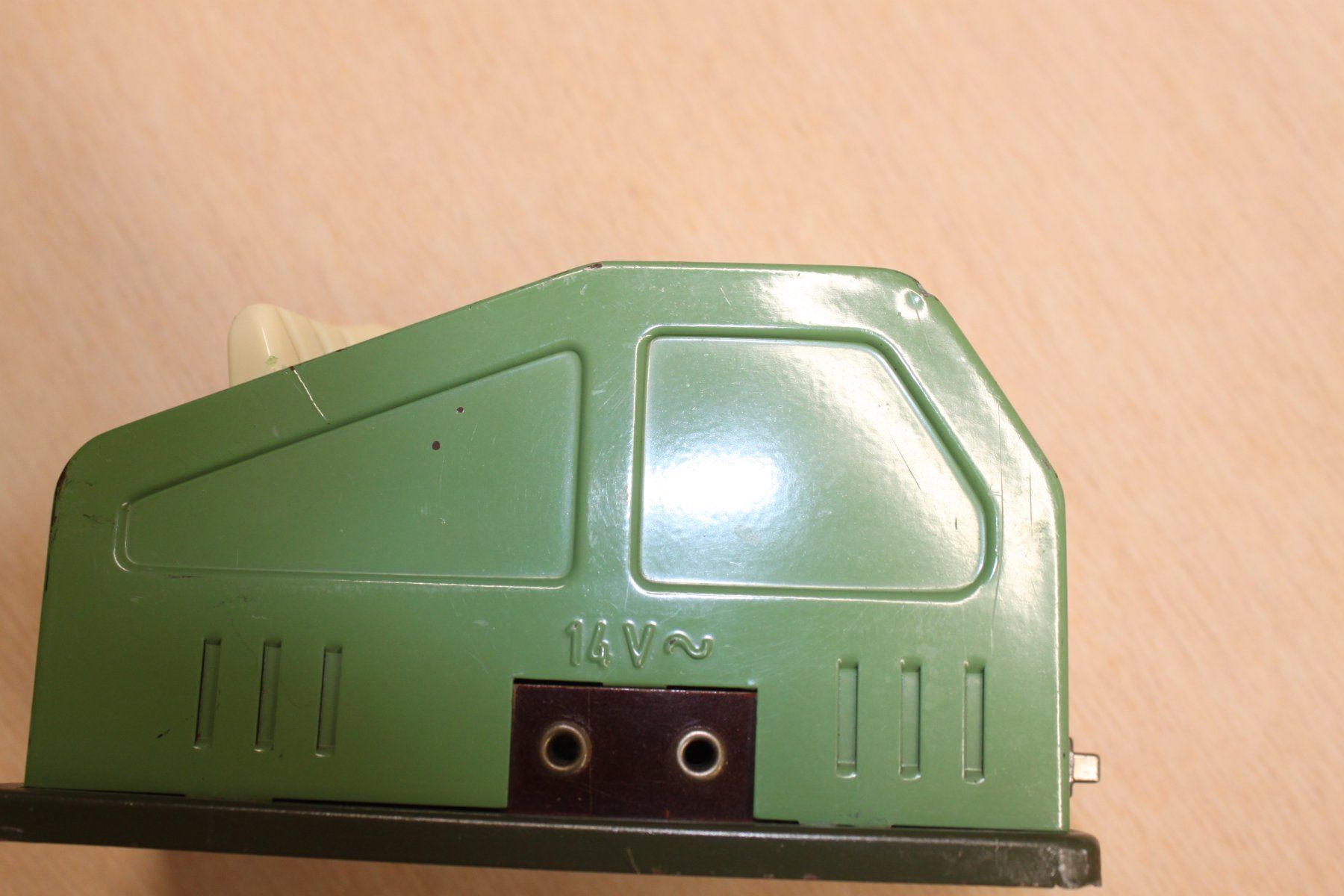 Fleischmann Modelleisenbahnen: Fleischmann Transformator 14V GS guter Zustand – Gebraucht aus Glattfelden von Phaeton0 1