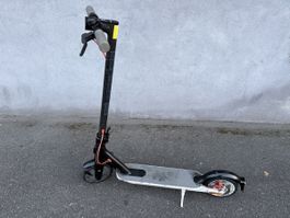 E-Scooter Xiaomi Mi Electric Scooter 1S