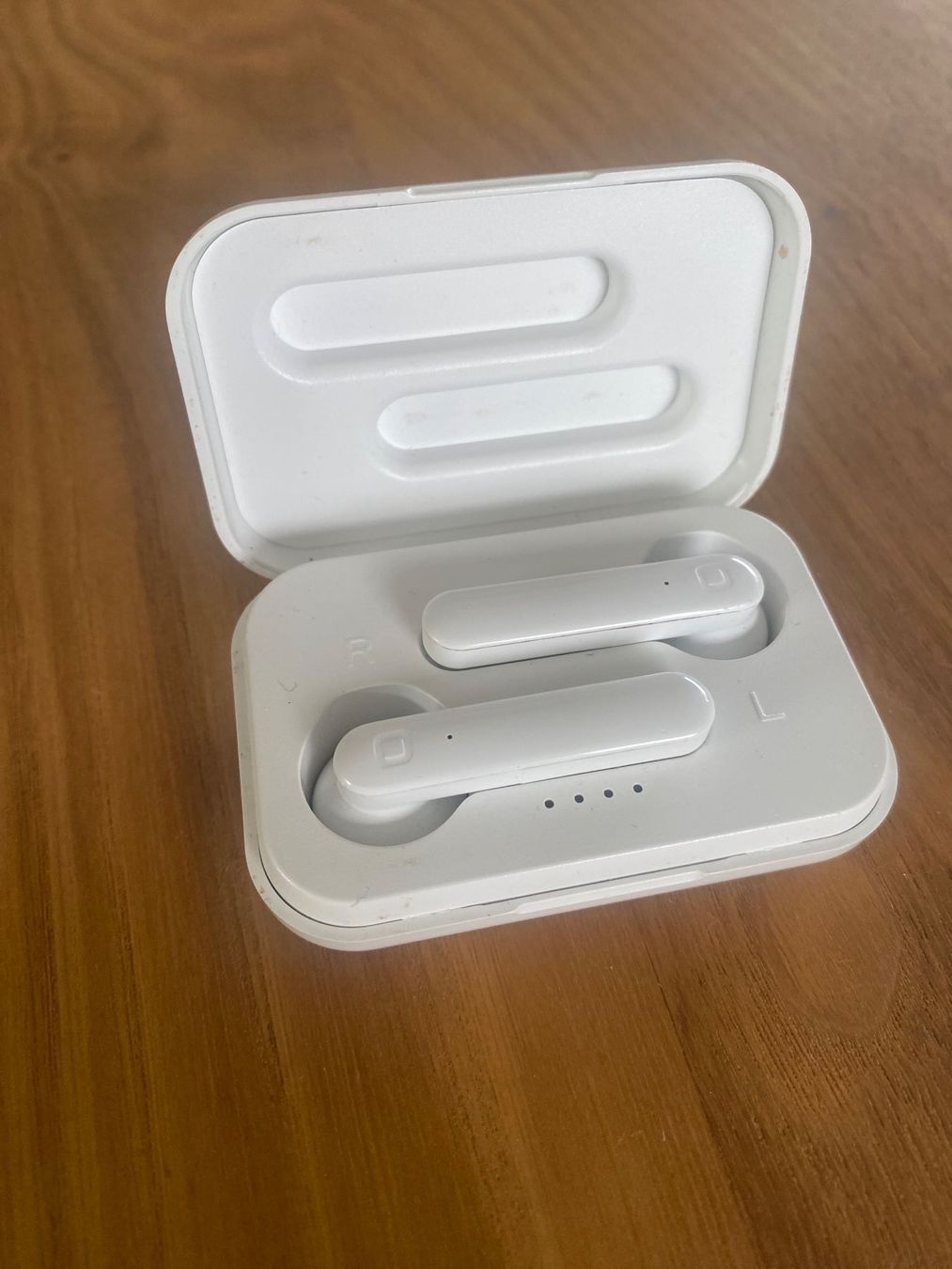 Cuffie: SBS in ear Kopfhörer Bluetooth – Usato da Burgdorf venduto da andr3400