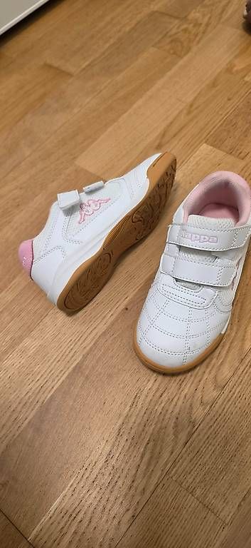 Scarpe per ragazze: Kappa Schuhe Grösse 30 – Usato da Aarburg venduto da vere86