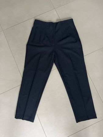 Stoffhose Zara dunkelblau Grösse XL sehr guter Zustand