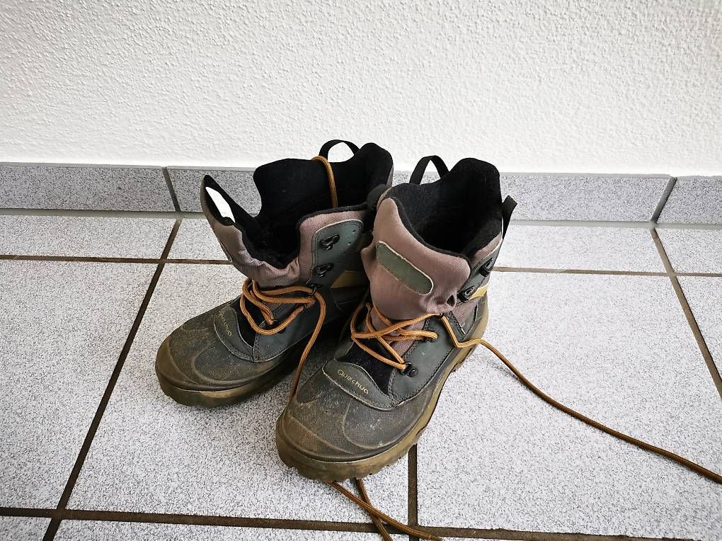 Schuhe für Jungen: quechua winterstiefel – Gebraucht aus Suhr von Nat_2tcy