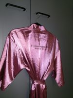 Satin Robe Damengrösse M glänzend neu