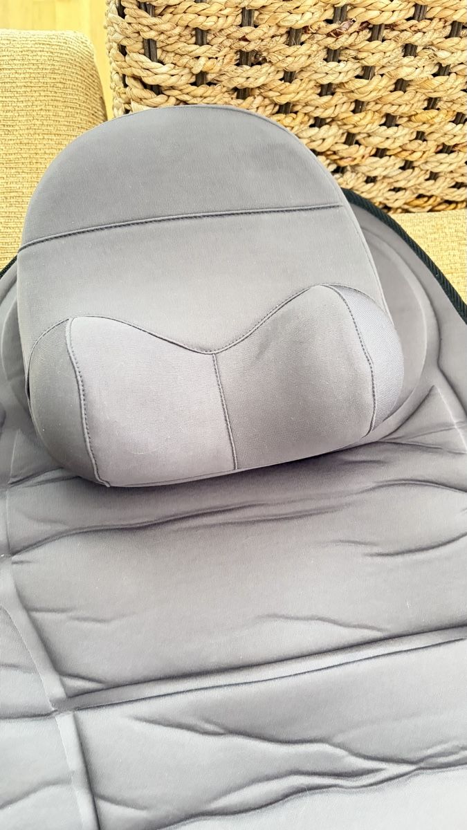 Dispositivi per massaggi: Carrera Massage Sitzauflage mit Nackenrolle Grau – Usato da Herisau venduto da Camelia01