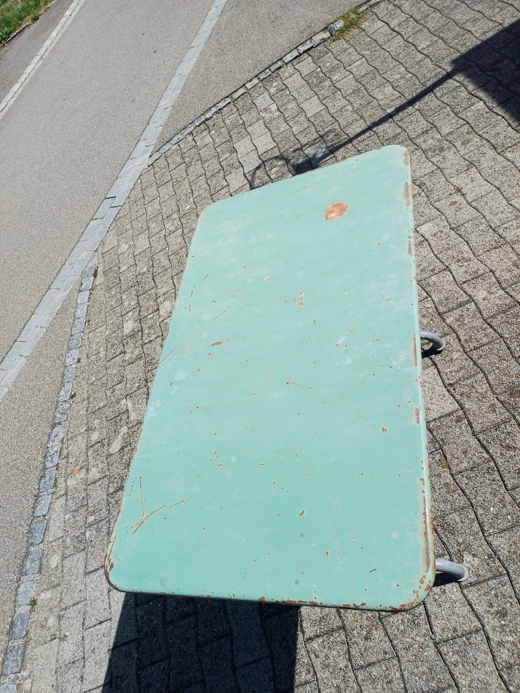 Tische: Vintage Gartentisch 120x70cm – Gebraucht aus Niederuzwil von wolkenlos80 6