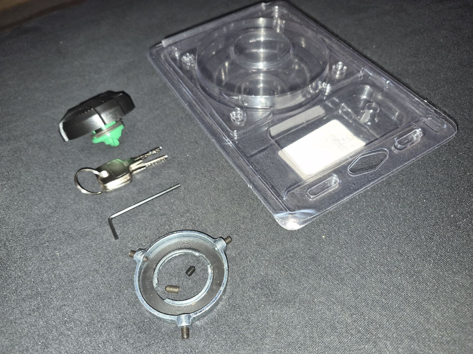 Sachs Mofa-Ersatzteile: Puch/Sachs /Piaggio Tankdeckel abschliessbar universal – Neu und originalverpackt aus Belp von intru 4