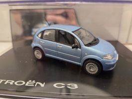 Citroën C3 Modellauto blau neuwertig in OVP
