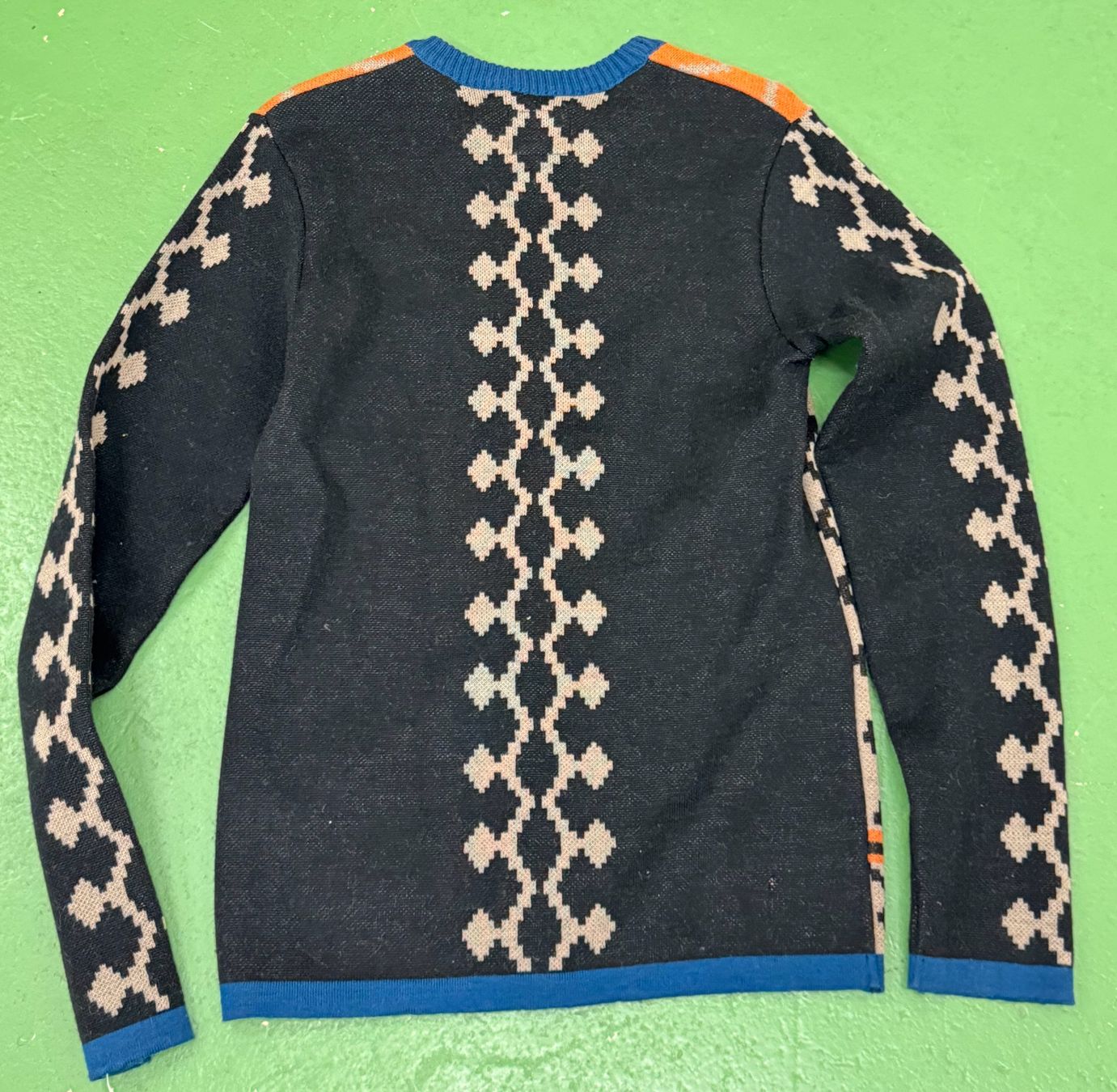 Maglioni & Felpe: Original Crewneck-Strickpullover von MaXhosa Africa – Usato da Basel venduto da Ostschweiz06 4